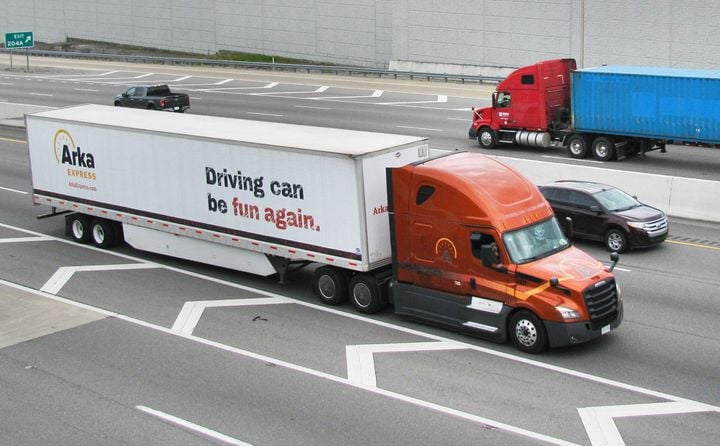 Arka Express tractor-trailer on the highway