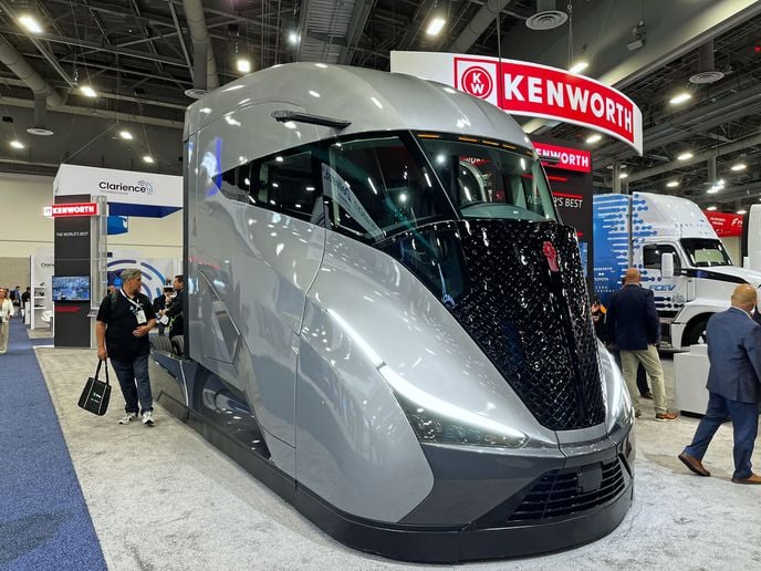 Futuristic-looking Kenworth SuperTruck 2 freight efficiency demonstration truck