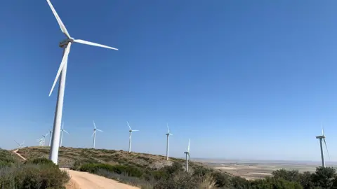 Guy Hedgecoe The Sierra del Romeral windfarm