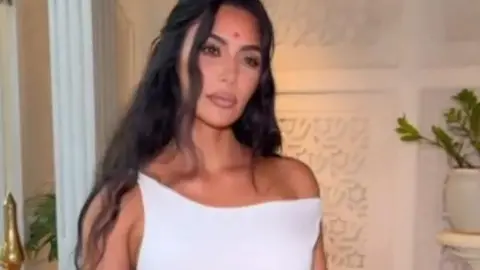 Instagram Kim Kardashian posing for a social media snap