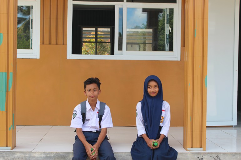 Lombok schools