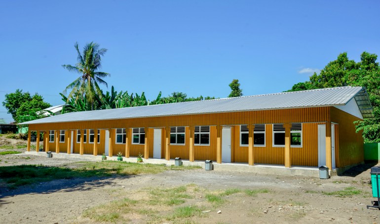 Lombok schools