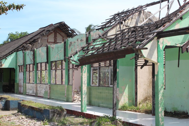 Lombok schools