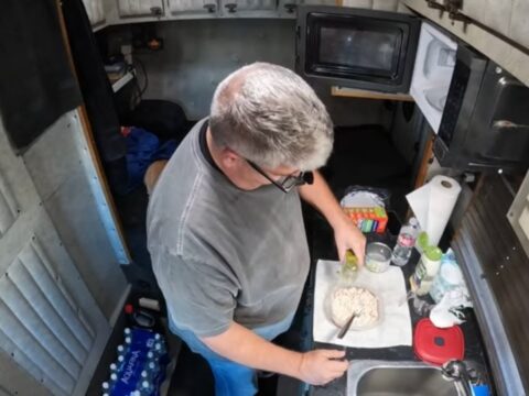 737 Cooking in the Truck The Life of an Owner Operator Flatbed Truck Driver