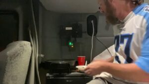 Freedom Convoy Trucker Life: Cooking my healthy meal in the truck 2/20/22