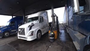 February 7, 2020/64 Trucking, Fueling, Hotligic mini cooking, Loading. Wisconsin