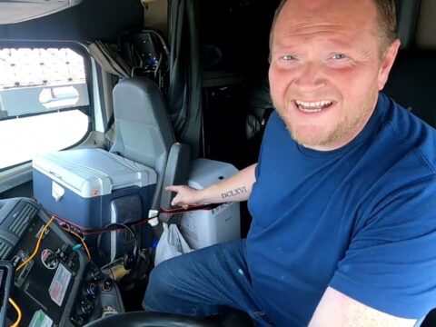 SETTING UP MY DIY APU GENERATOR & A/C IN MY SEMI TRUCK. SAVE MONEY ON YOUR FUEL BILL OTR O/O’s – YouTube