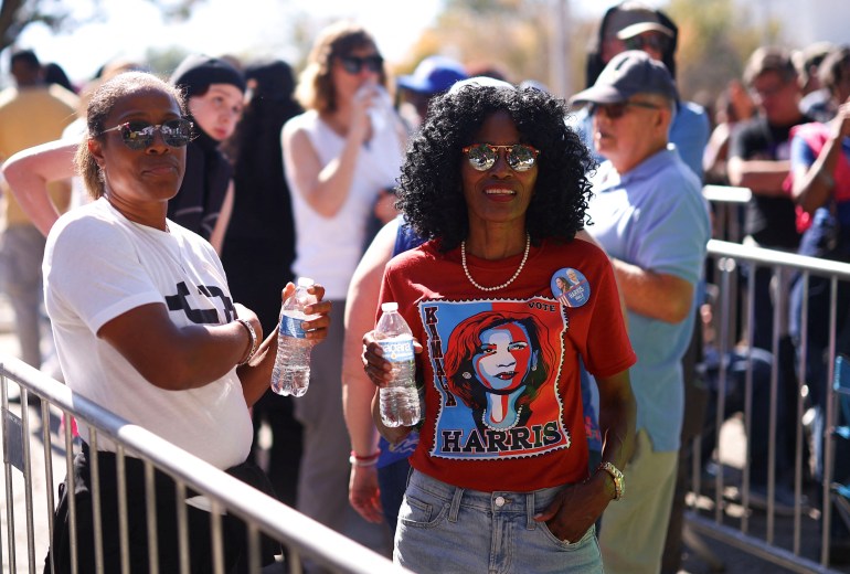 Supporters attend a campaign event for Democratic presidential nominee U.S. Vice President Kamala Harris in Clarkston, Georgia, U.S., October 24, 2024. REUTERS/Hannah McKay