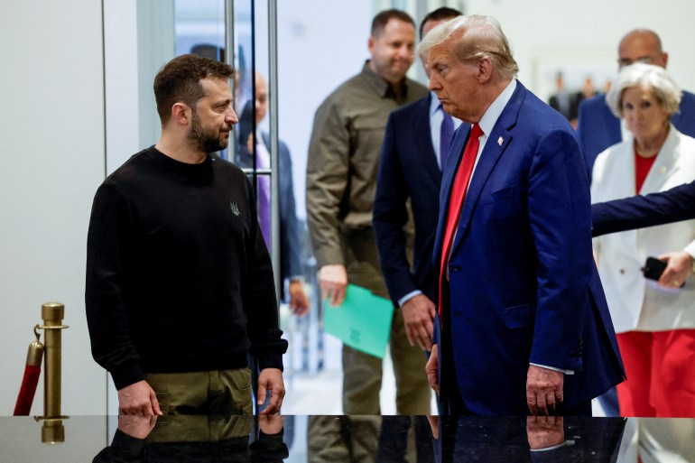 Republican presidential nominee and former US President Donald Trump and Ukraine's President Volodymyr Zelenskyy meet at Trump Tower in New York City, U.S., September 27, 2024. REUTERS/Shannon Stapleton REFILE - QUALITY REPEAT