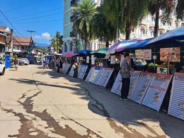 Main tourist street in Vang Vieng-1732509085